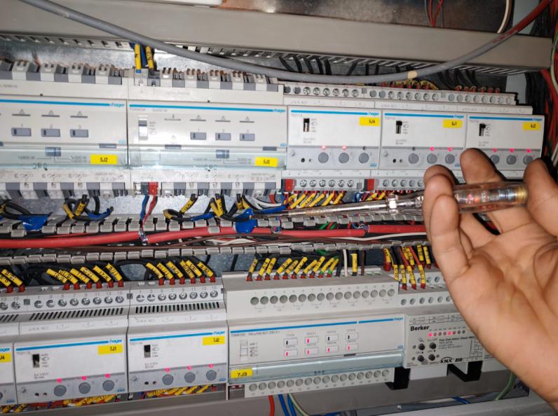 Elektrik panosu güvenlik kontrolü